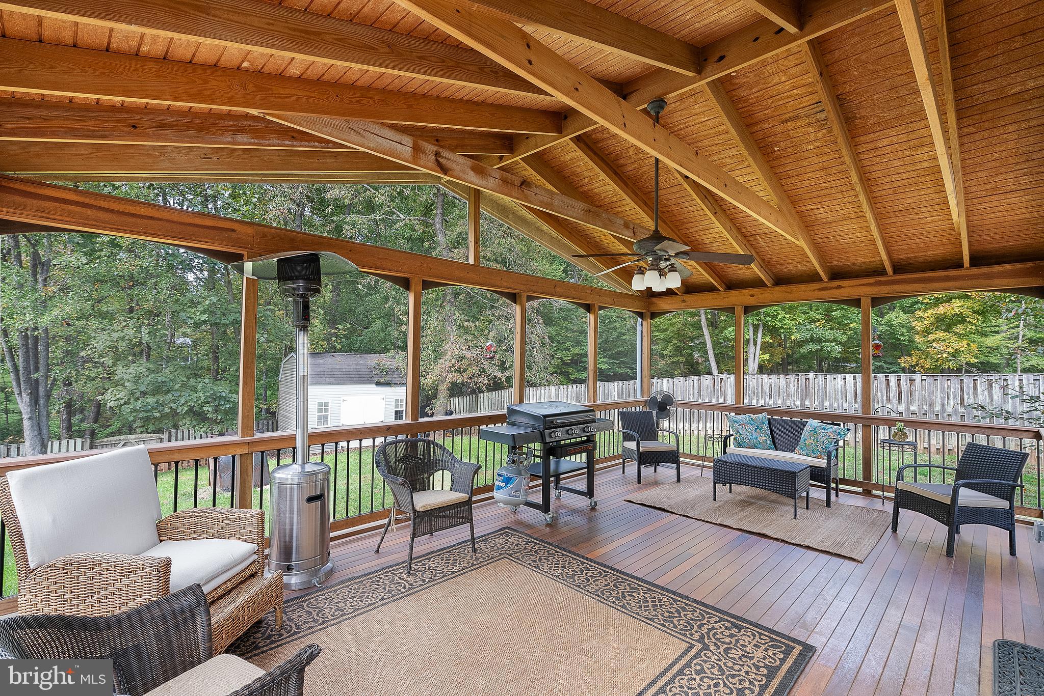 10596 Brentwood Dr