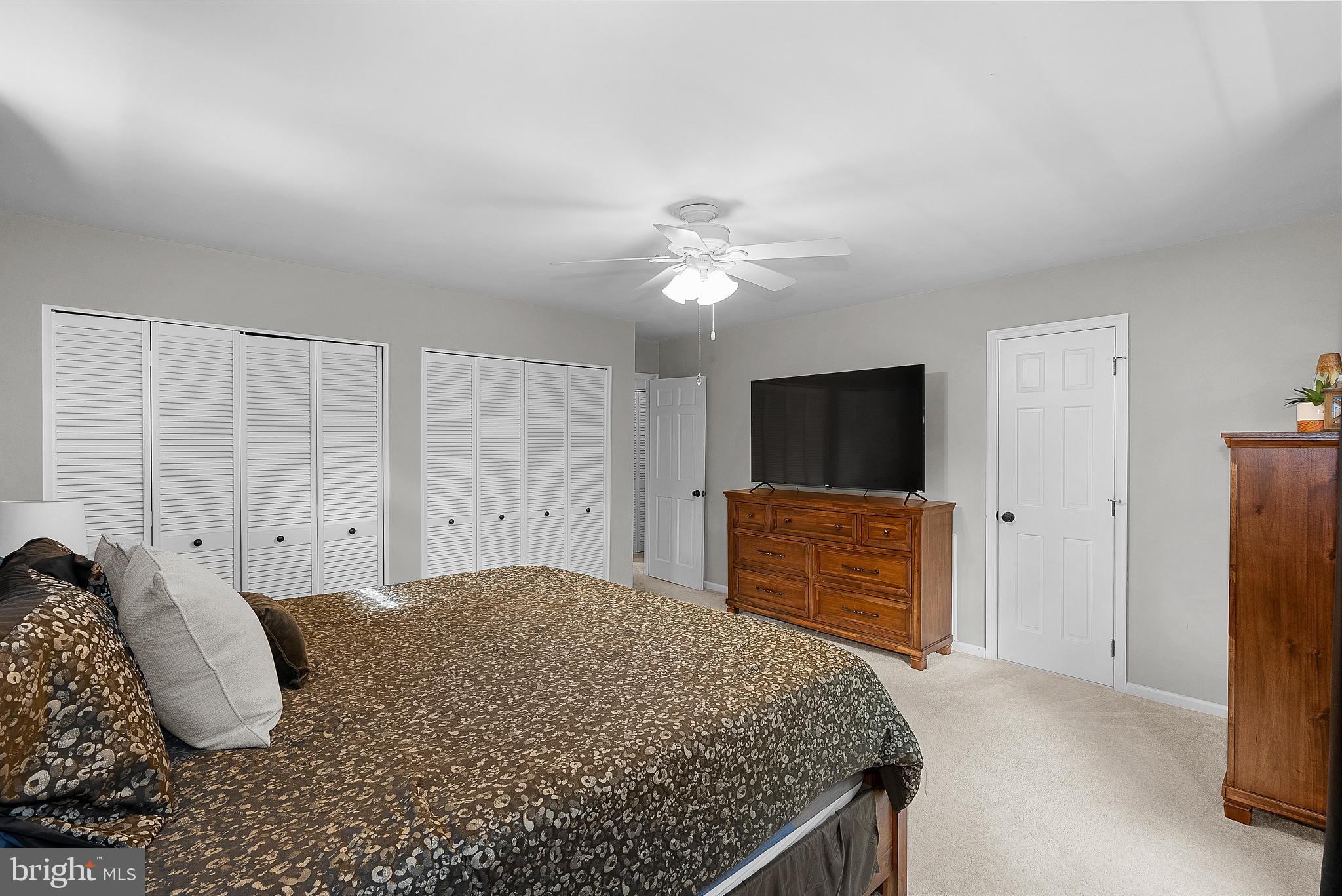 10596 Brentwood Dr