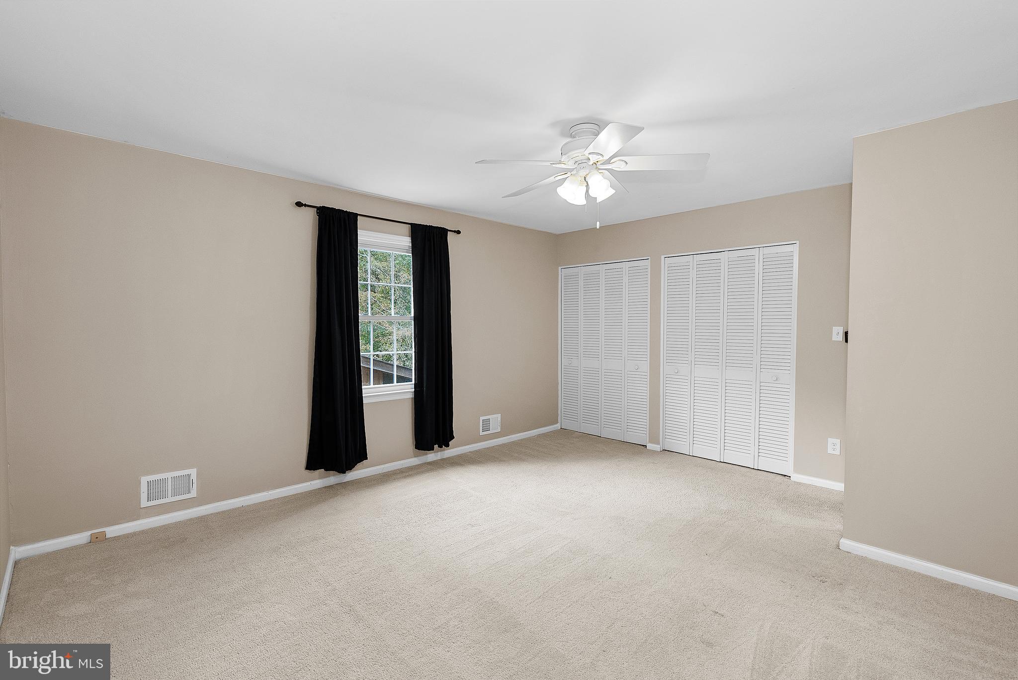 10596 Brentwood Dr