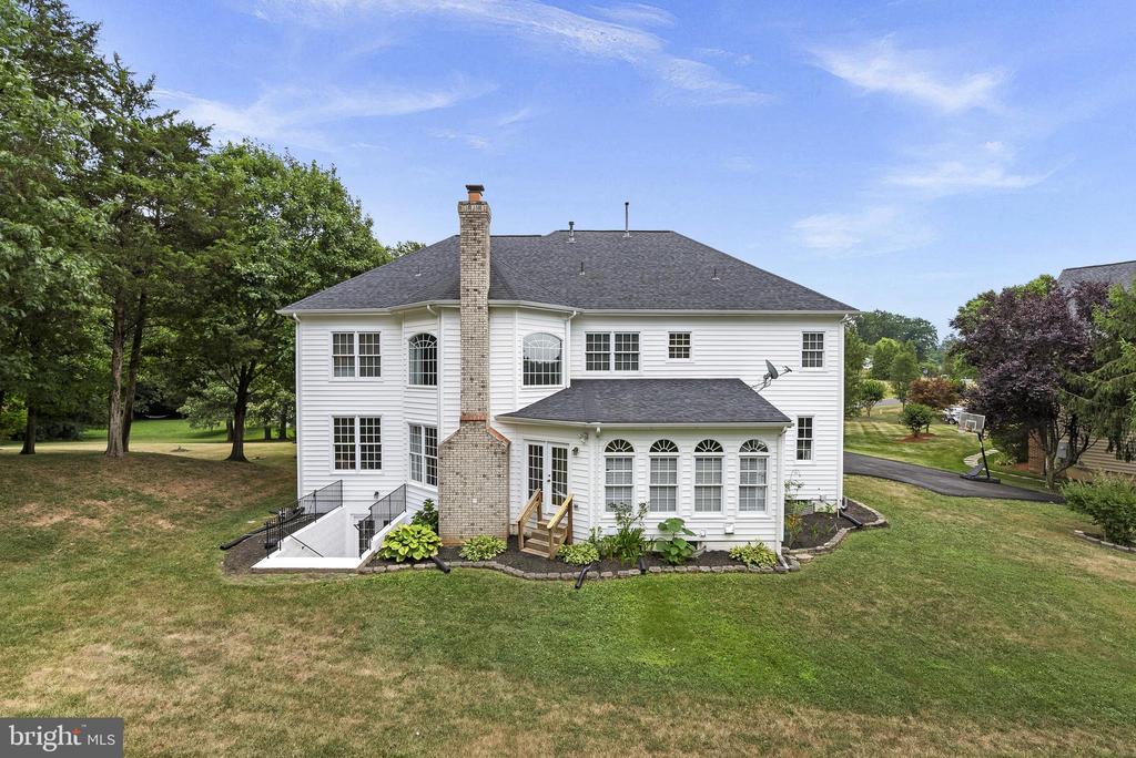 10000 Tasha Ct