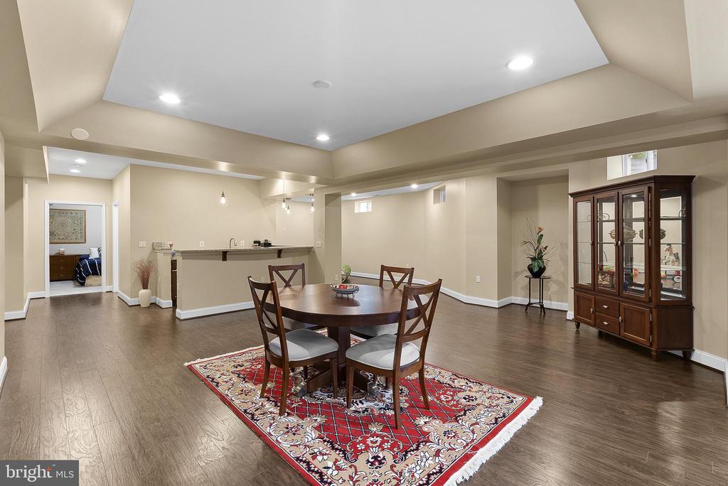 10000 Tasha Ct