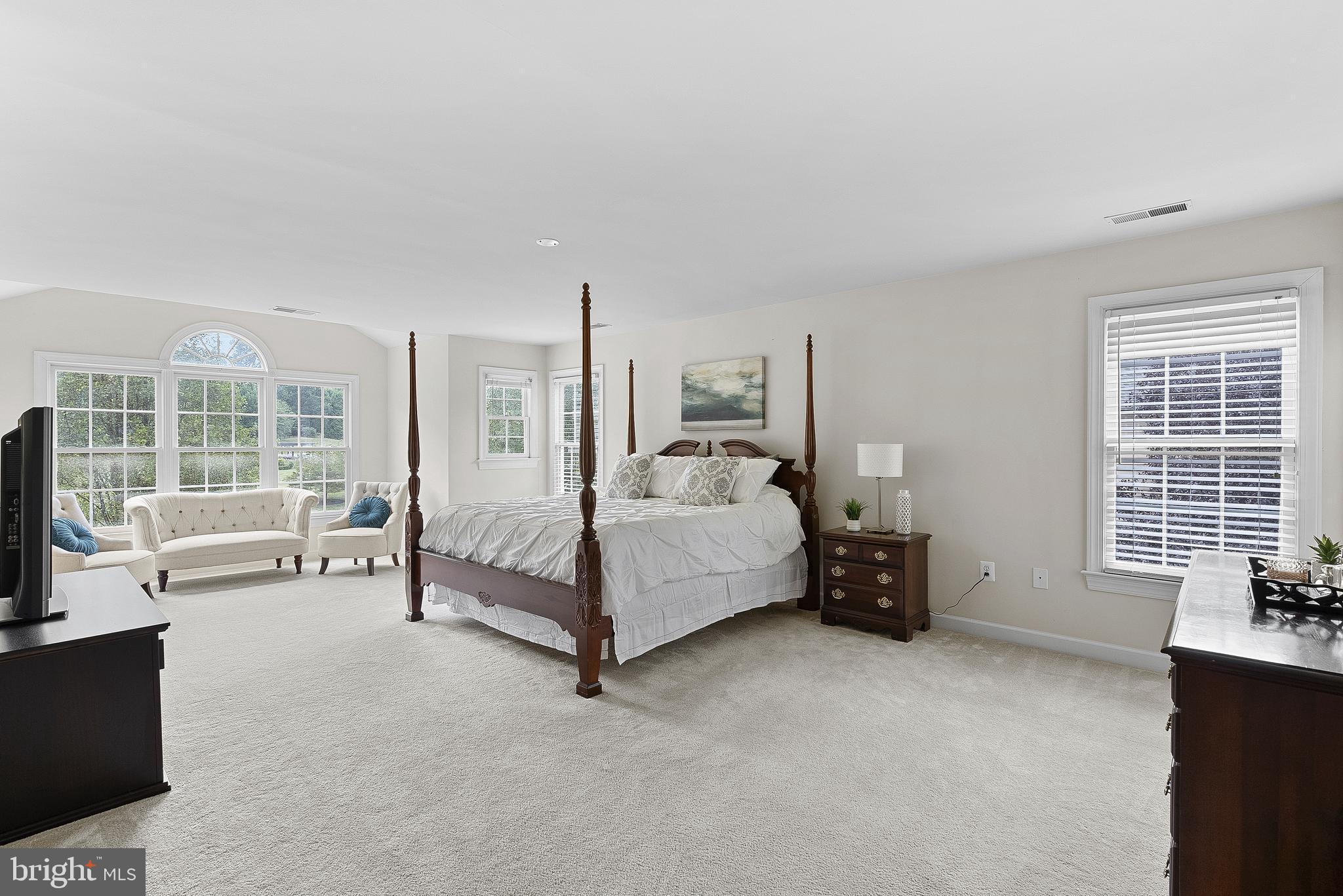 10000 Tasha Ct