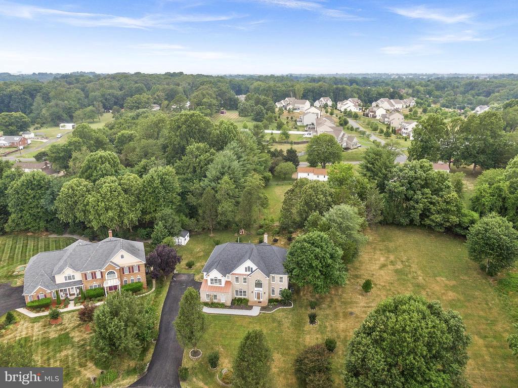 10000 Tasha Ct