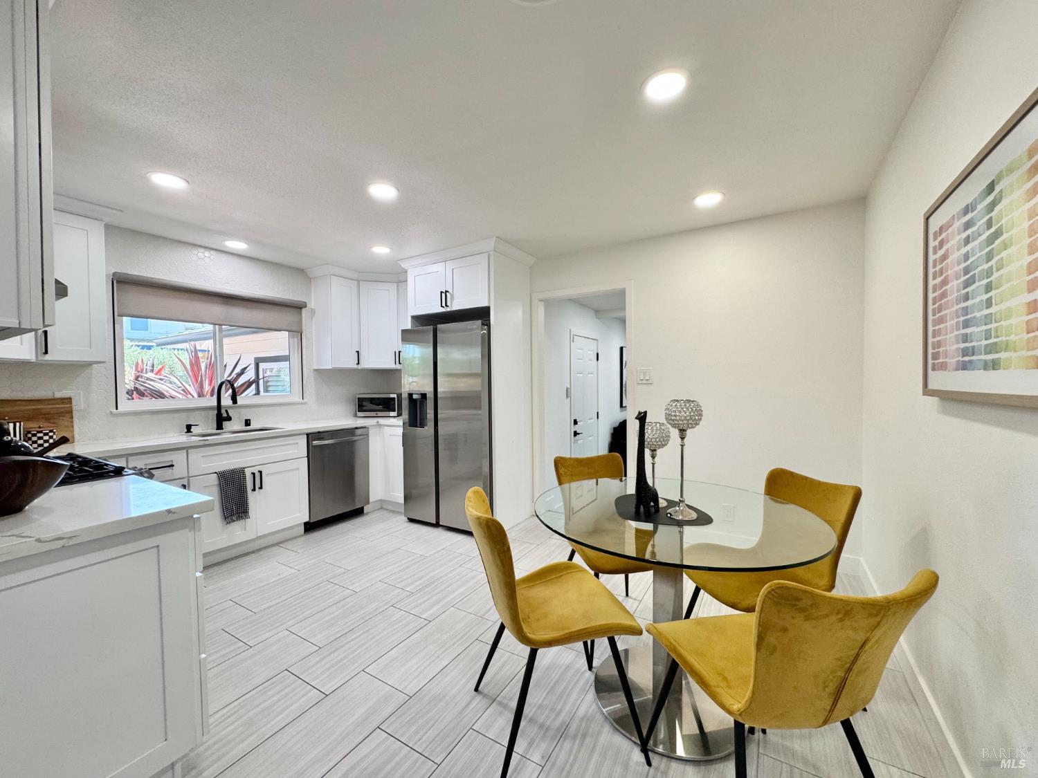 2300 W Park Ave