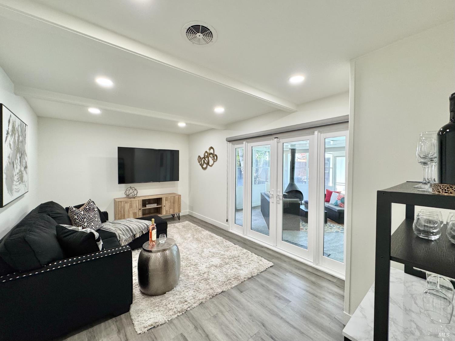 2300 W Park Ave