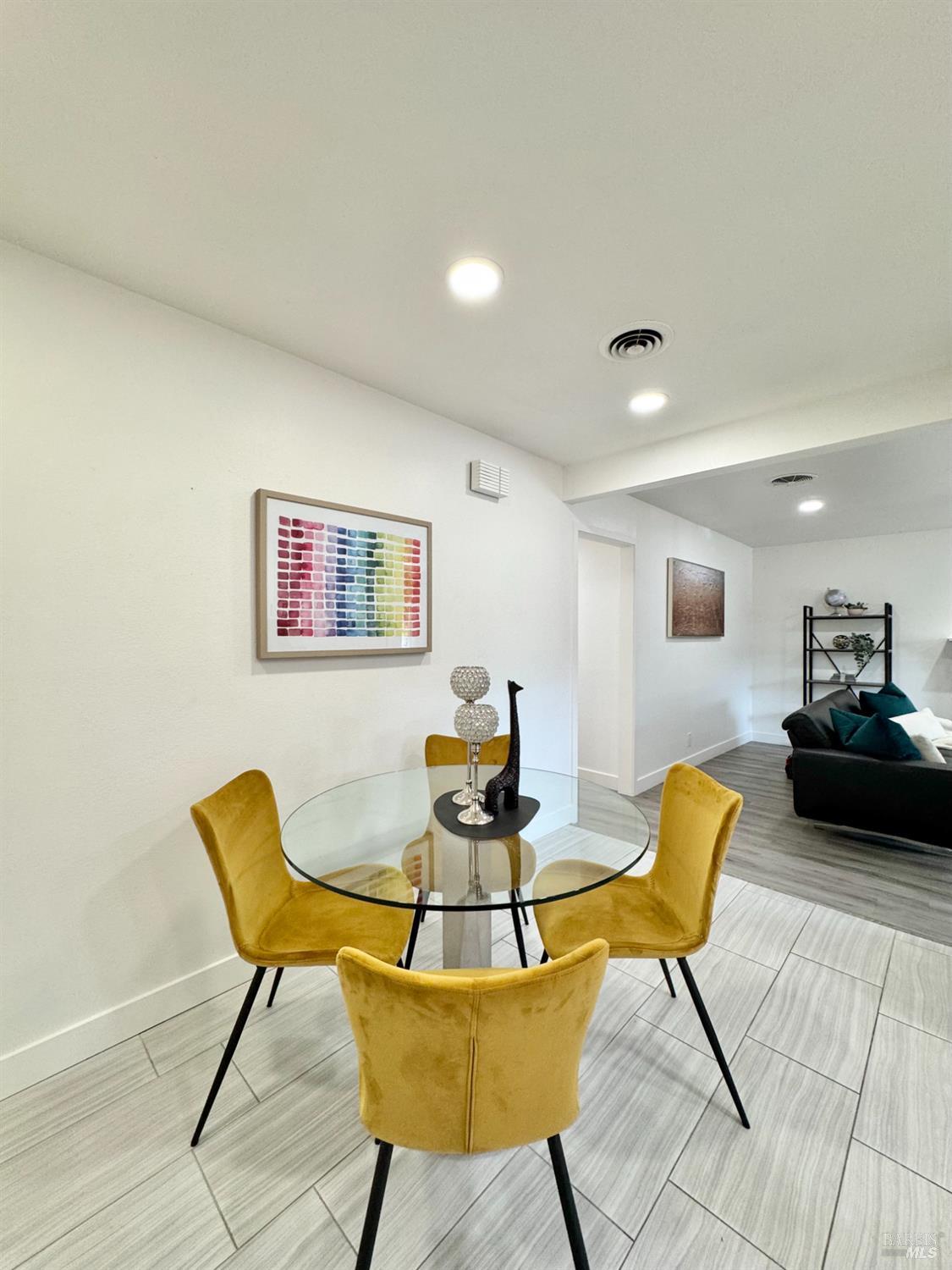 2300 W Park Ave
