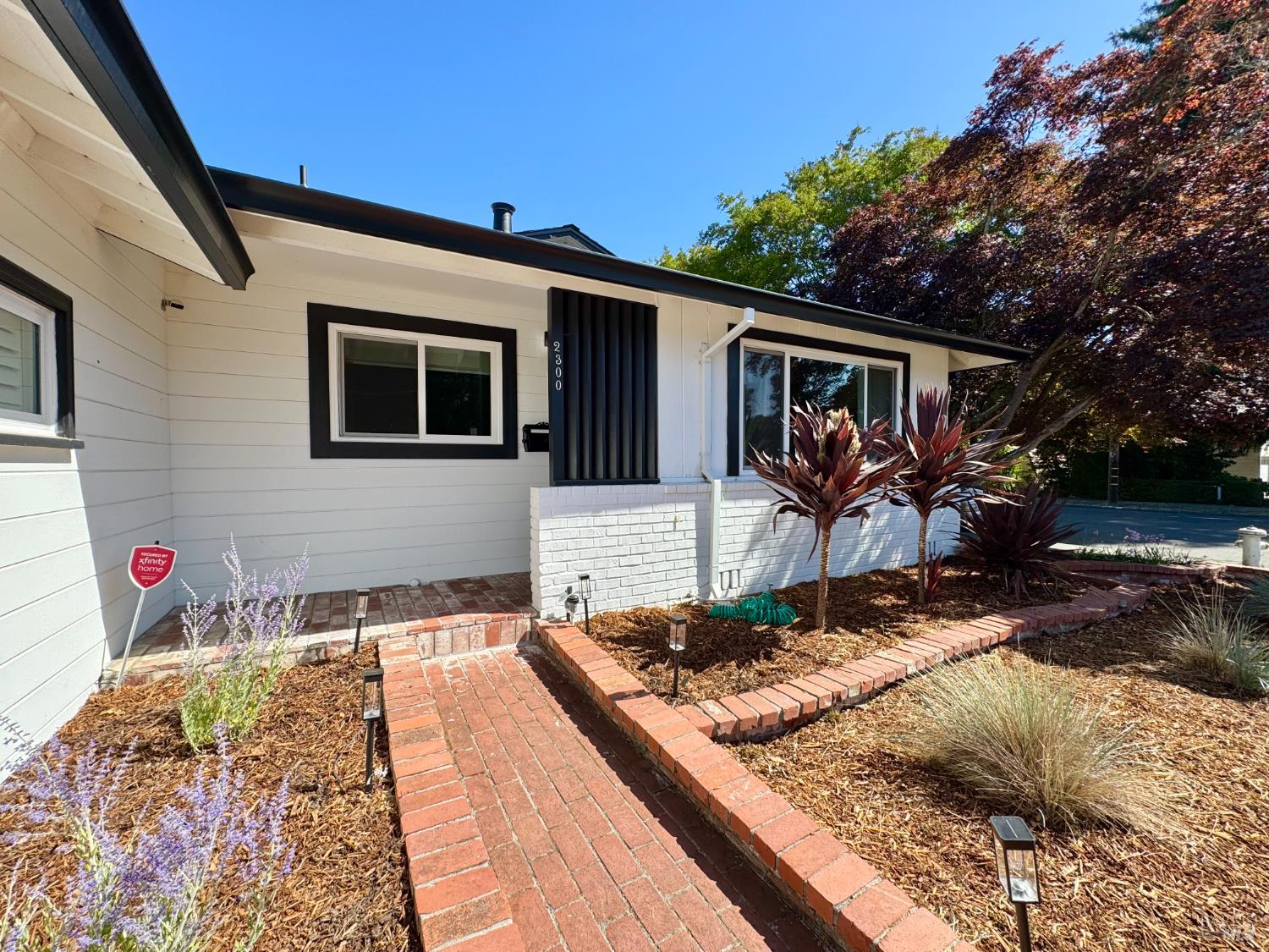 2300 W Park Ave