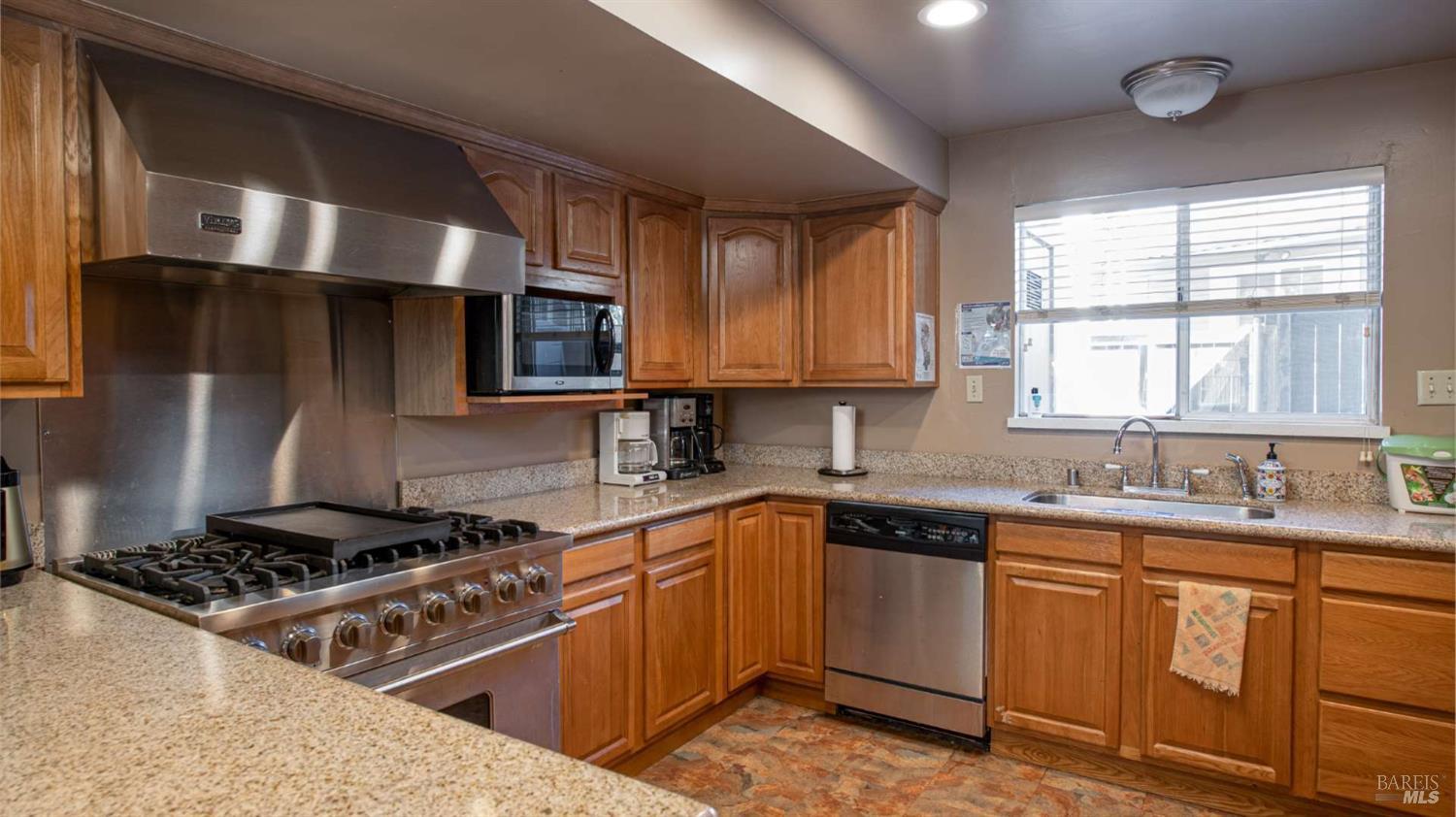 232 Daisy Dr