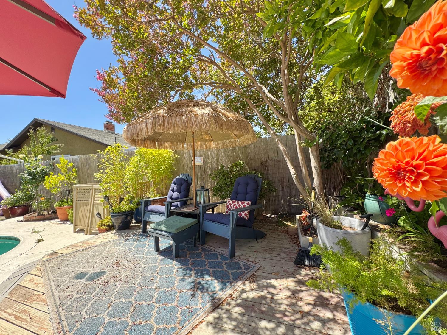 2570 Vine Hill Dr