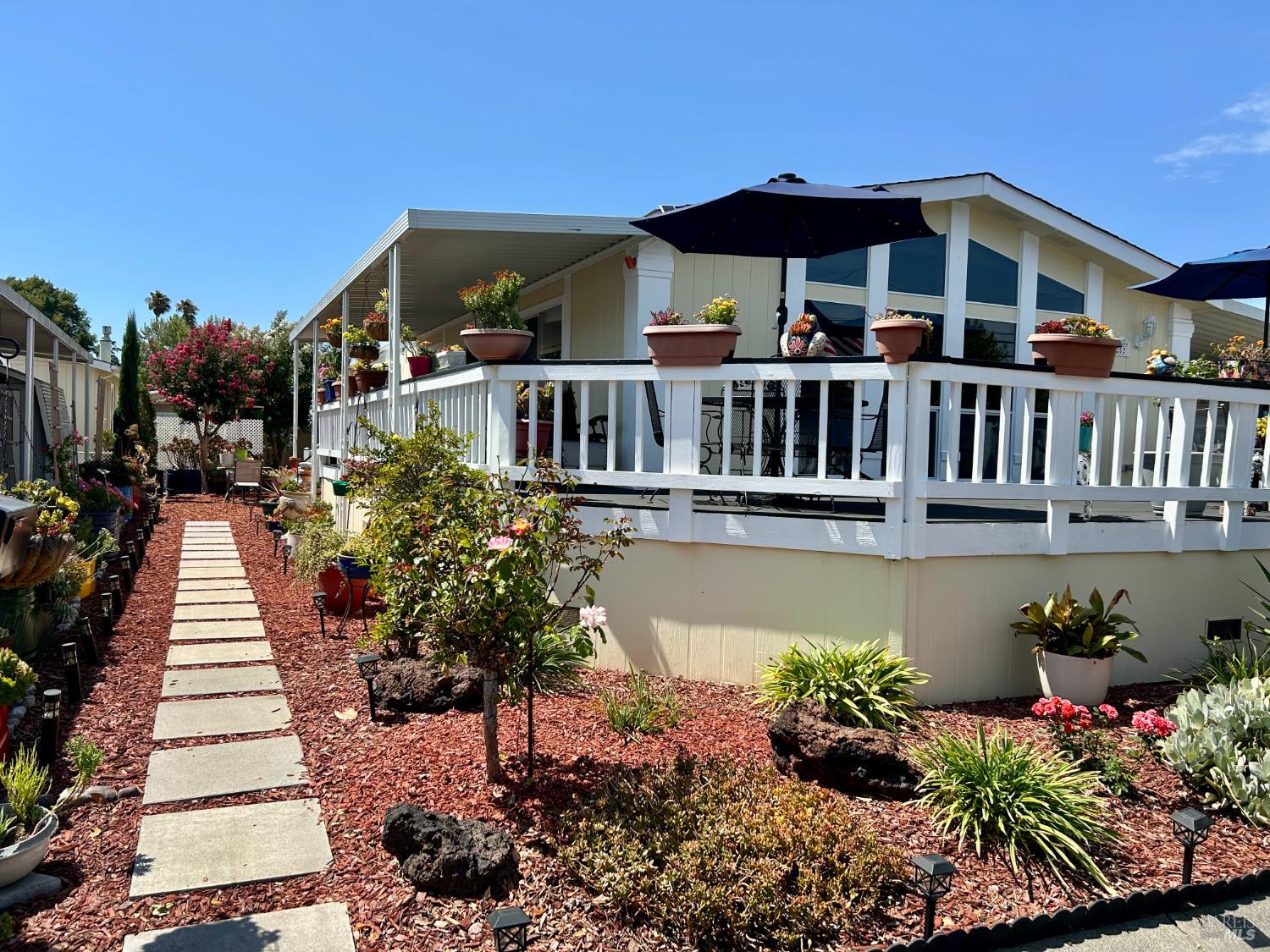 252 Clover Way