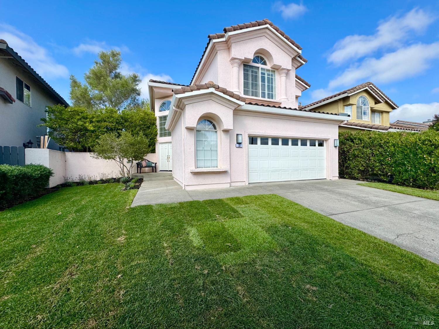 33 Cove Ct