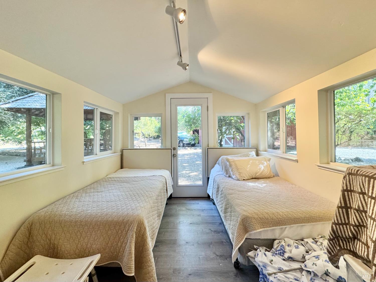 109 Glass Mountain Ln