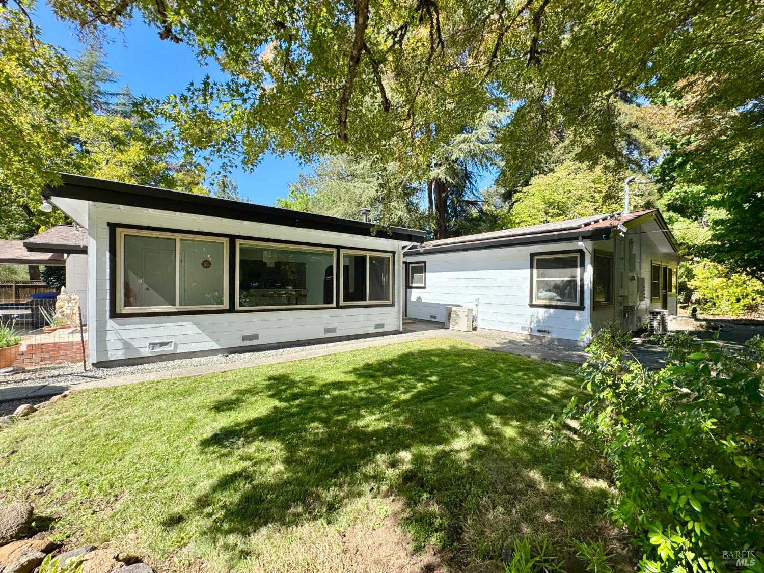 109 Glass Mountain Ln