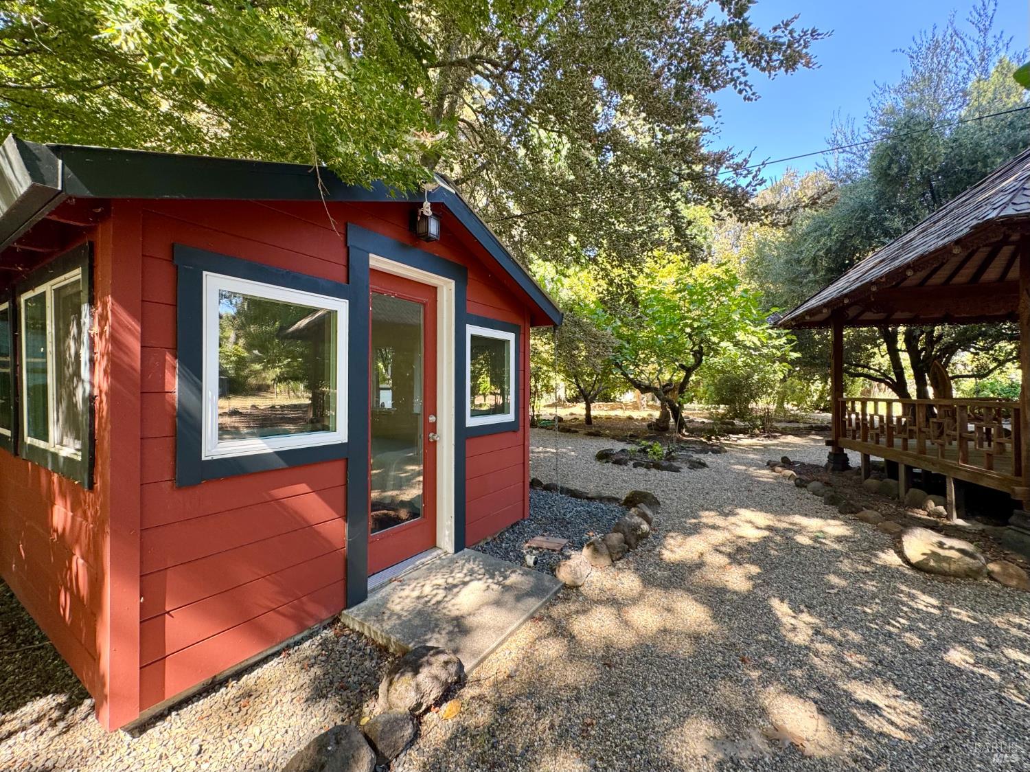 109 Glass Mountain Ln