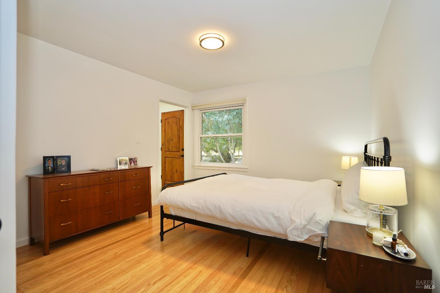 109 Glass Mountain Ln