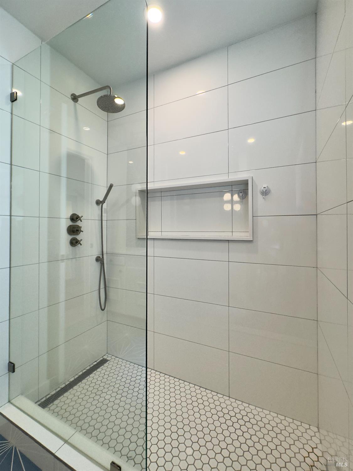 109 Glass Mountain Ln