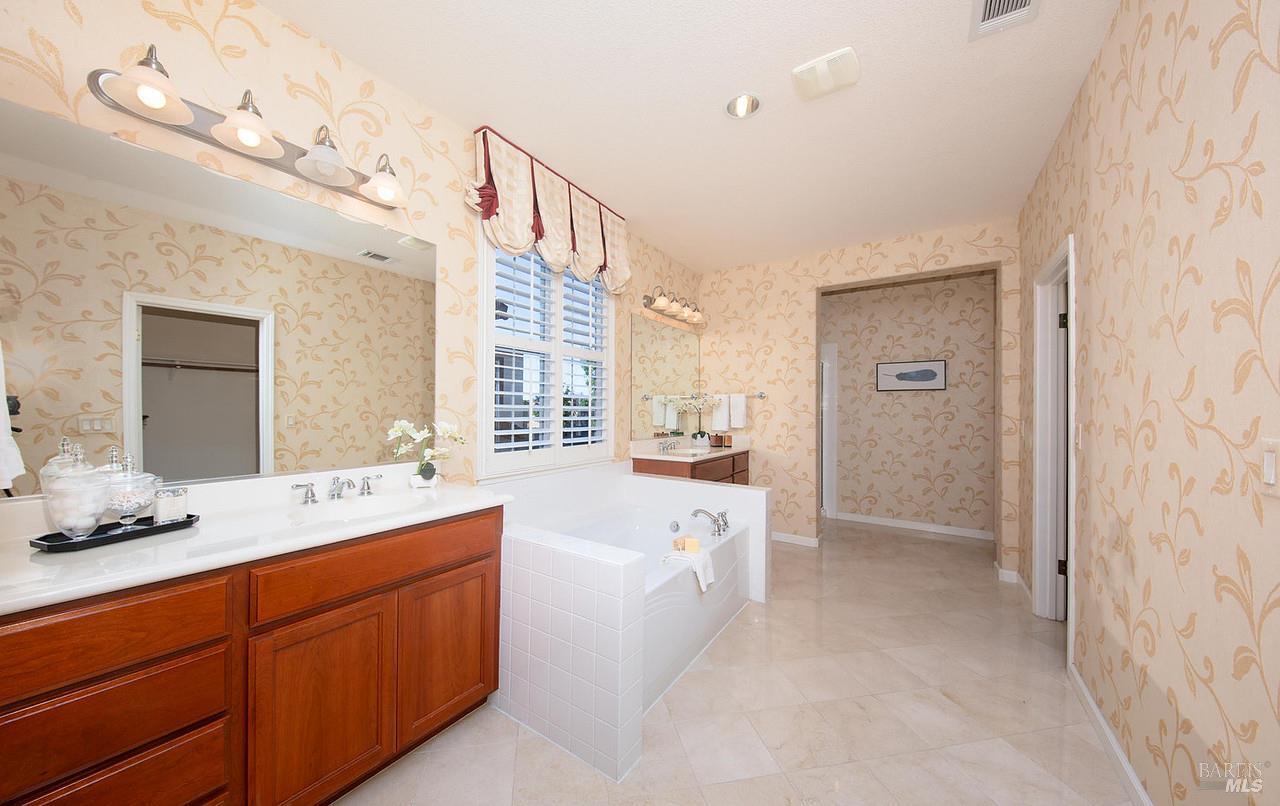 5508 Vista Ct