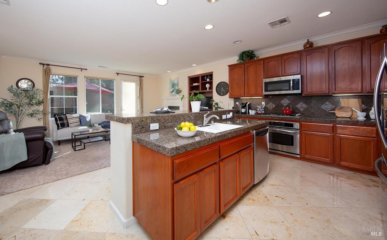 5508 Vista Ct