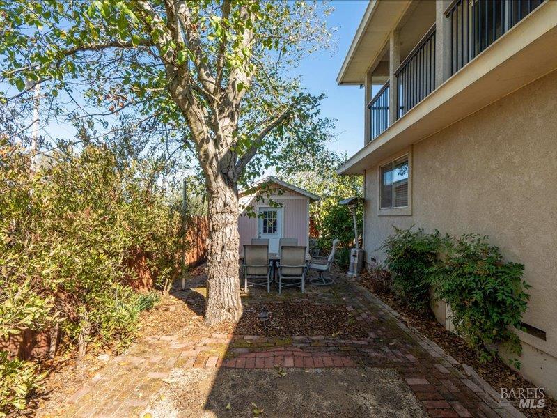 2108-A Imola Ave