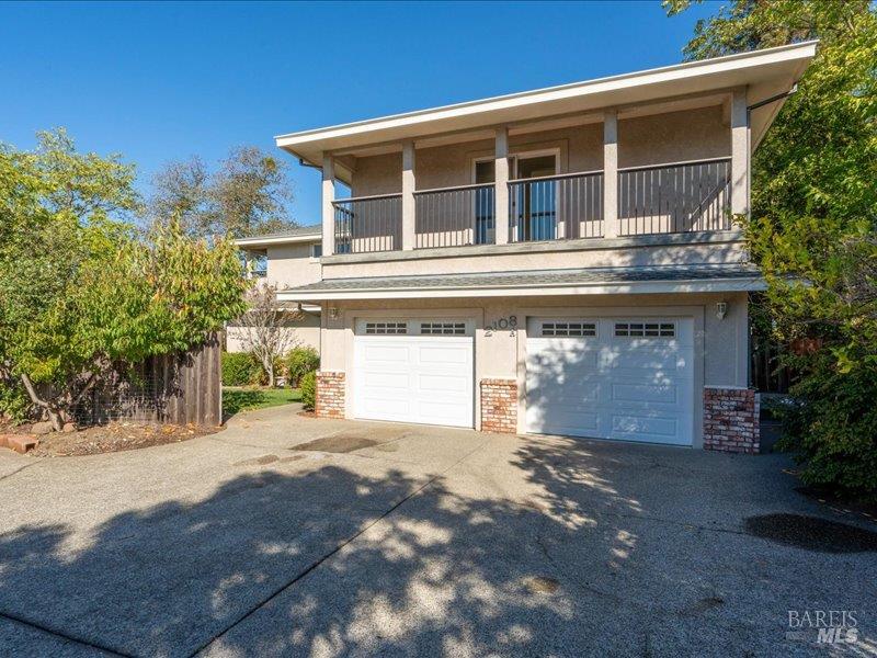 2108-A Imola Ave