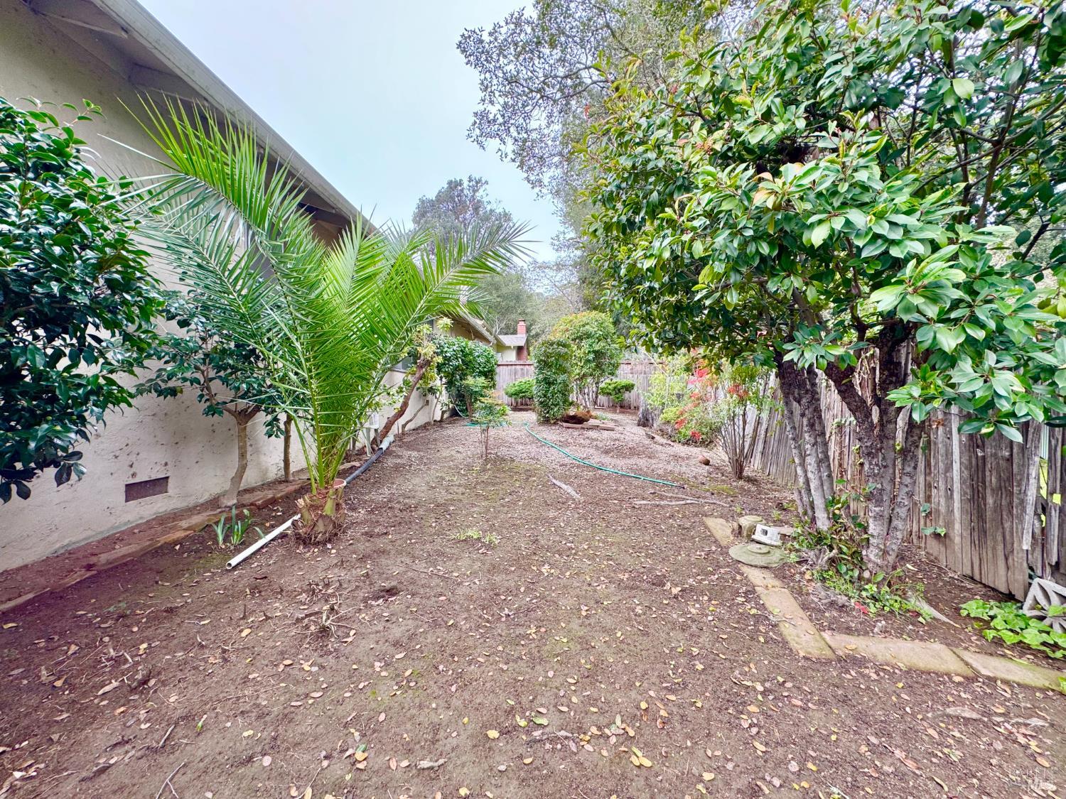 2760 Clifford Street