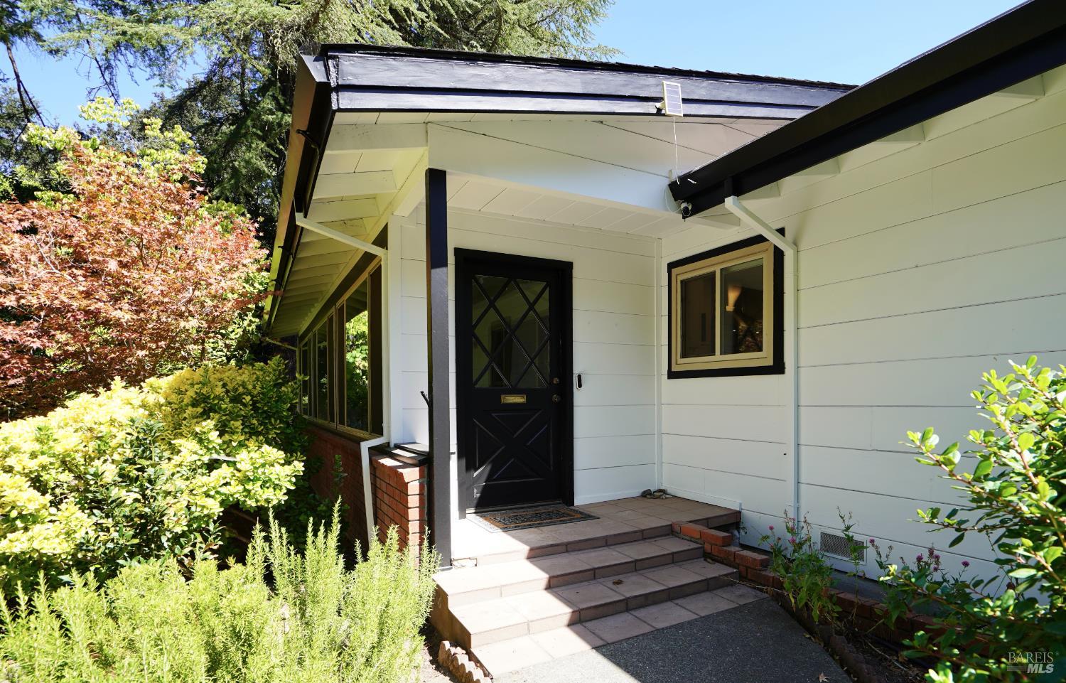 109 Glass Mountain Lane