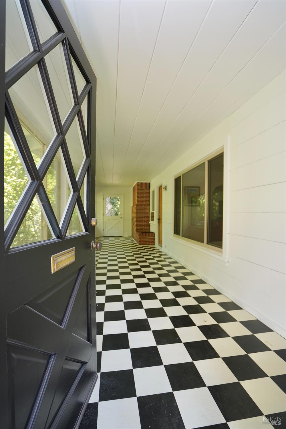 109 Glass Mountain Lane