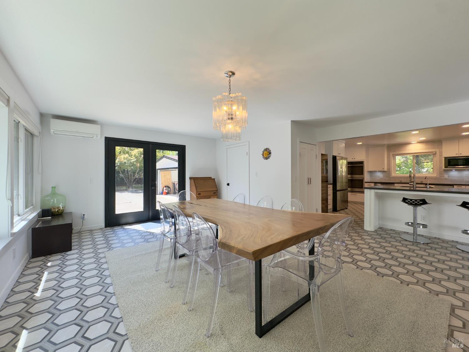 109 Glass Mountain Lane