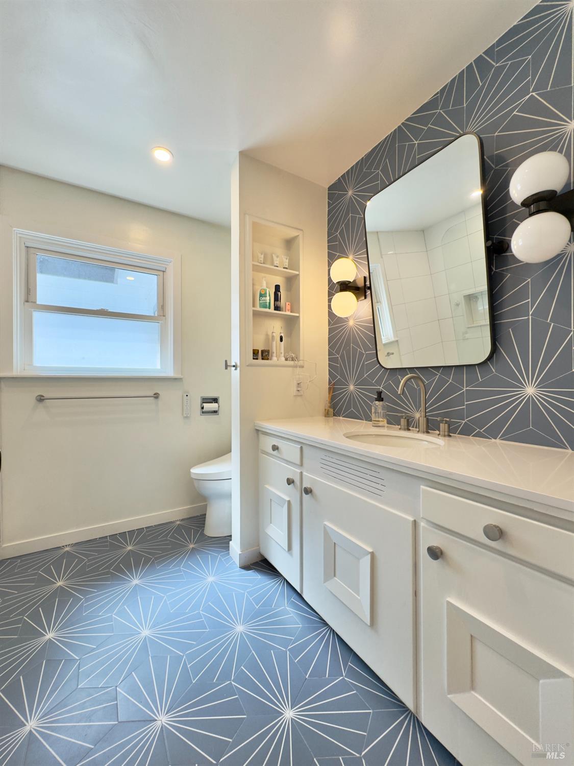 109 Glass Mountain Lane