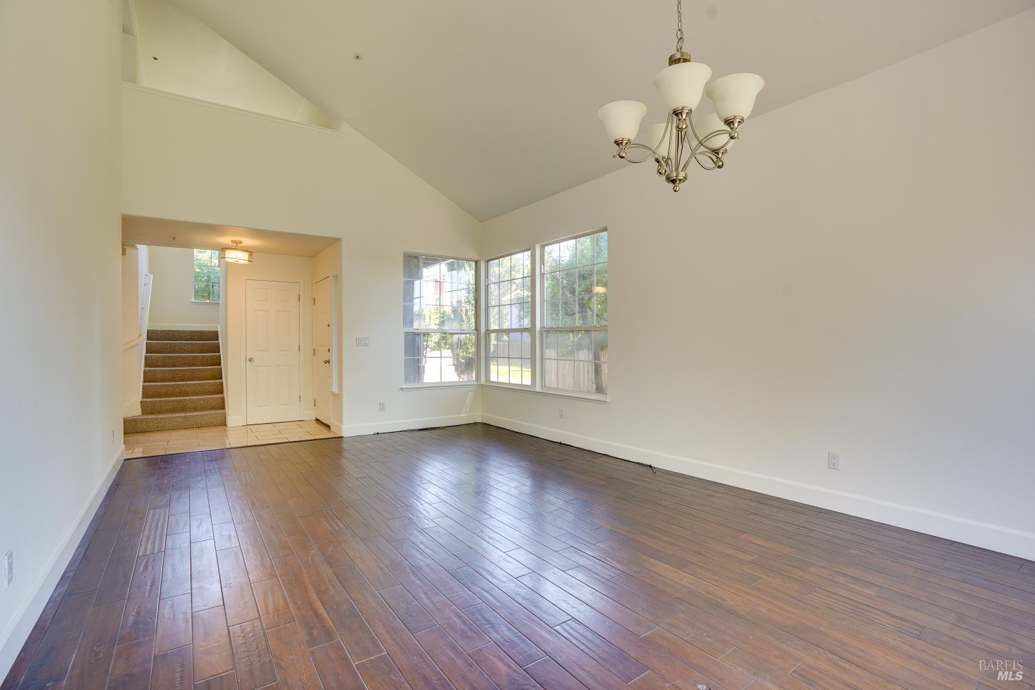 5 Ceriani Court