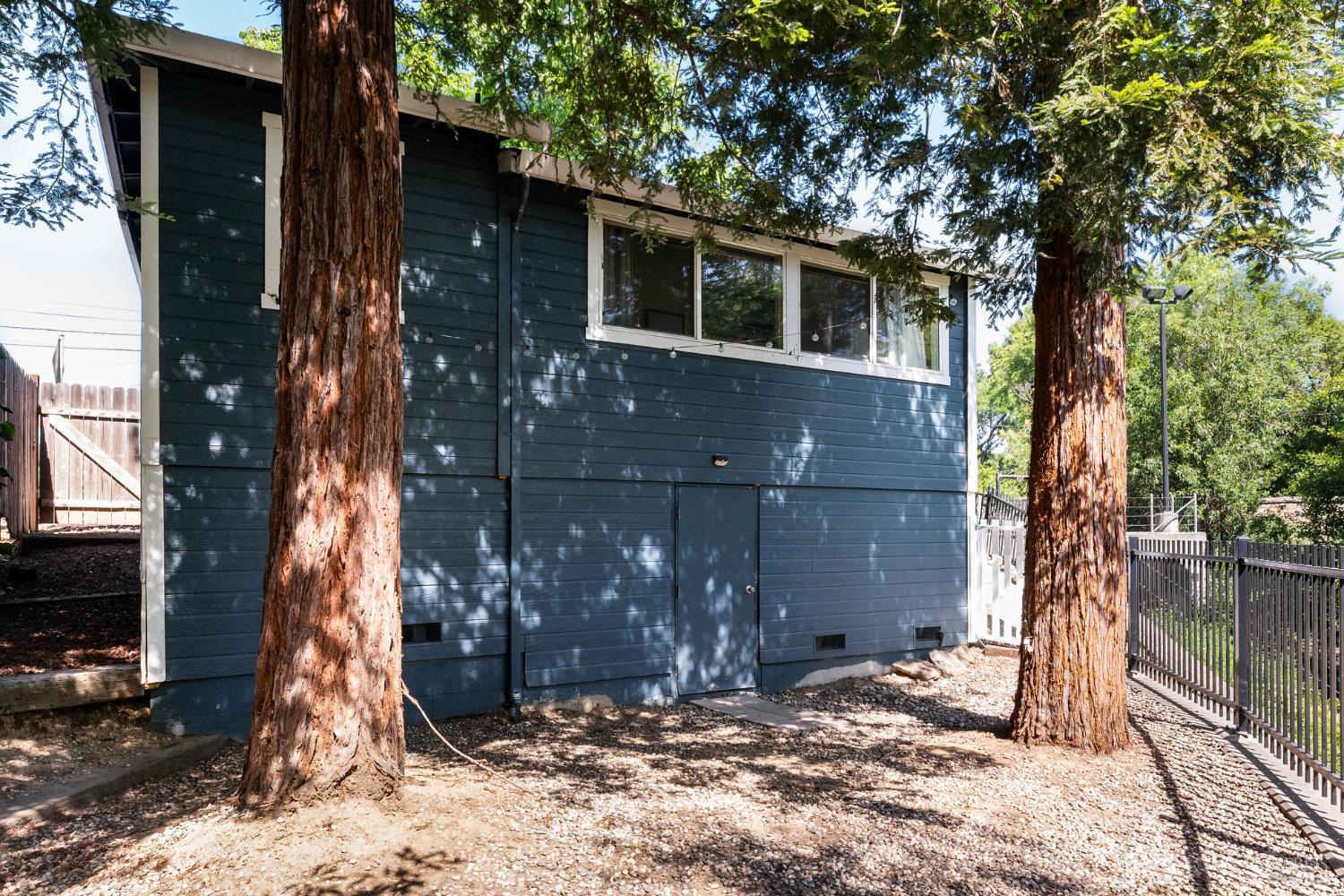 1400 Seminary Street