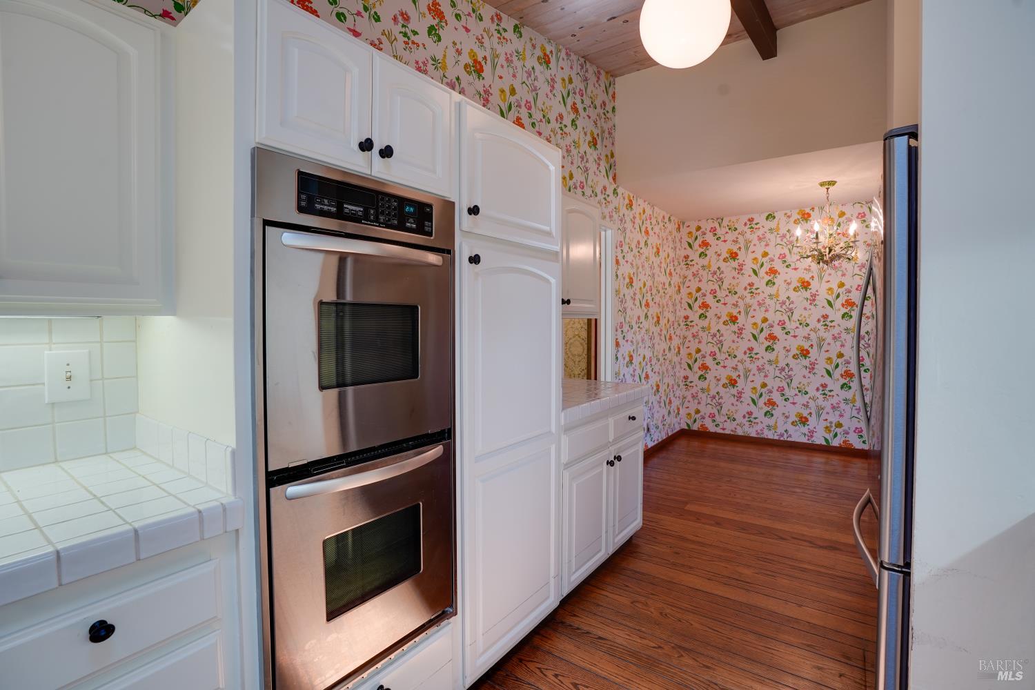 3 Oak Grove Way