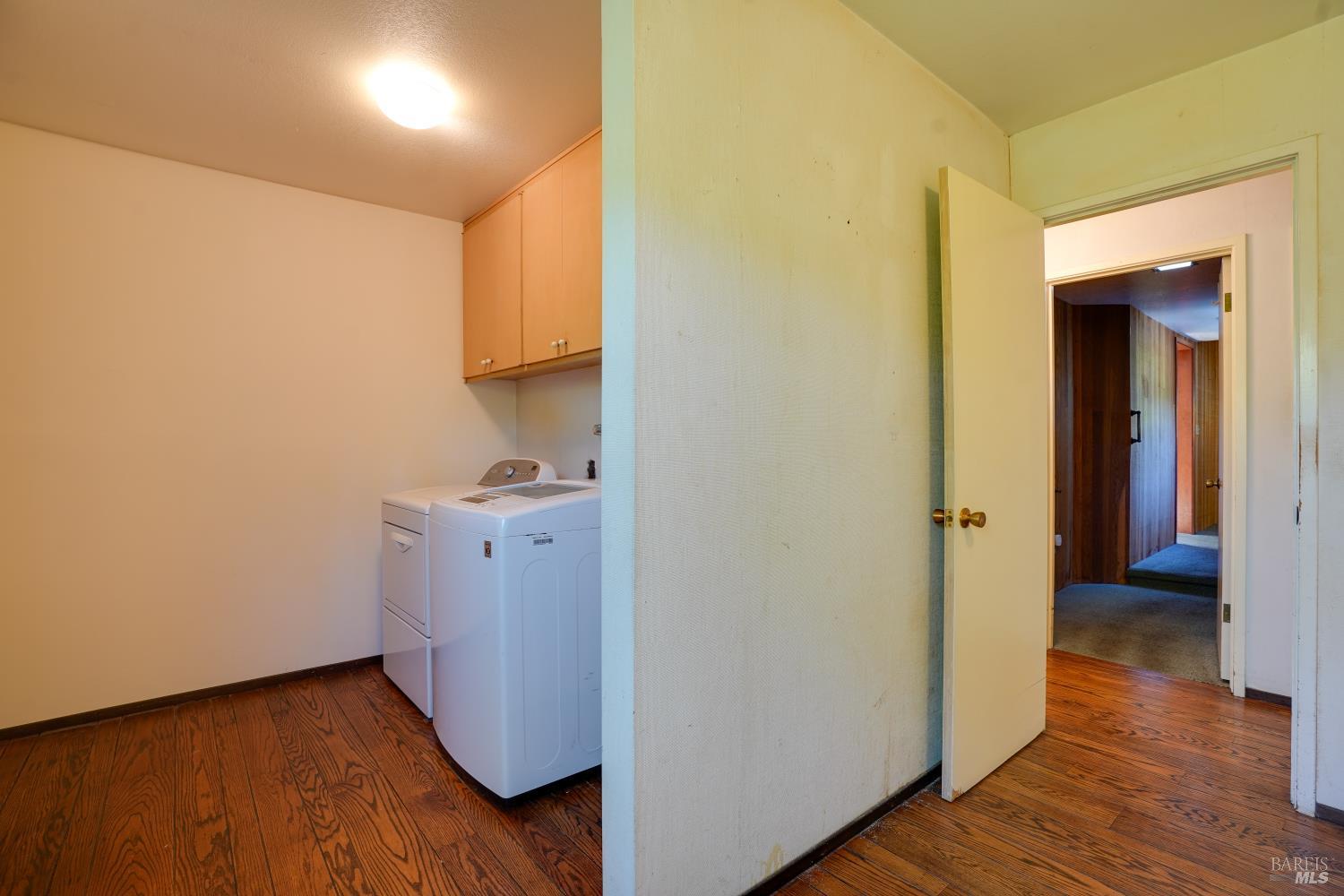 3 Oak Grove Way