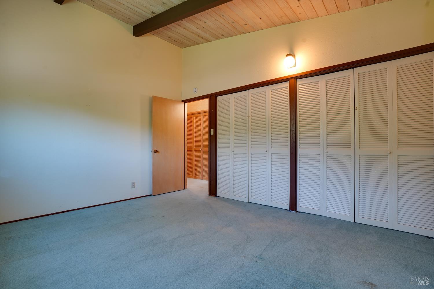 3 Oak Grove Way