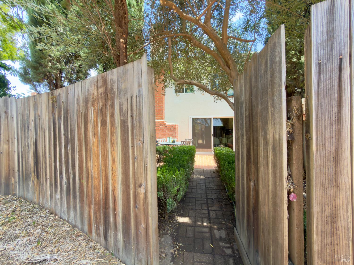 4083 Tokay Drive