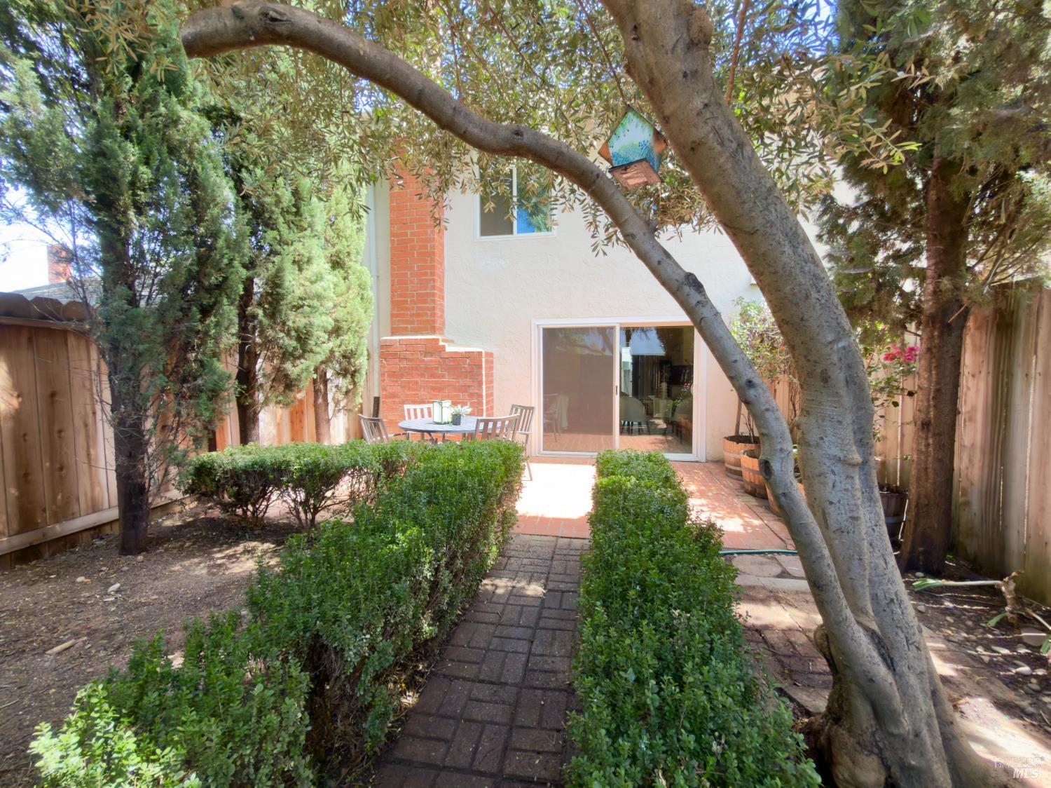 4083 Tokay Drive