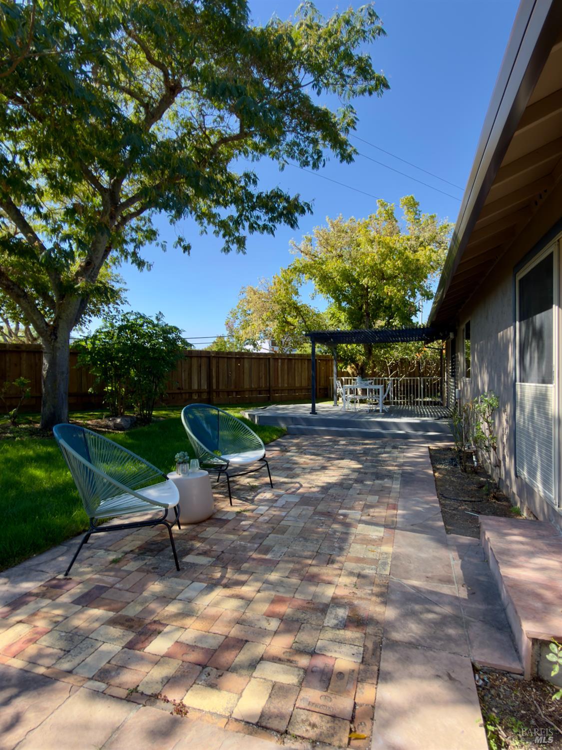 3436 Meadowbrook Court