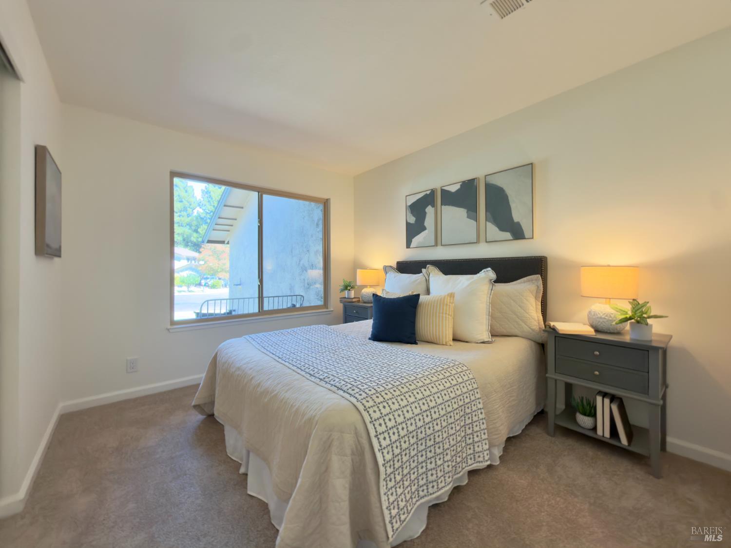 3436 Meadowbrook Court