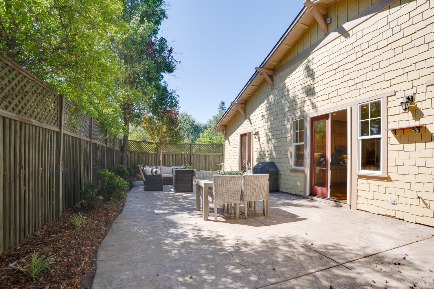 48 Catania Lane