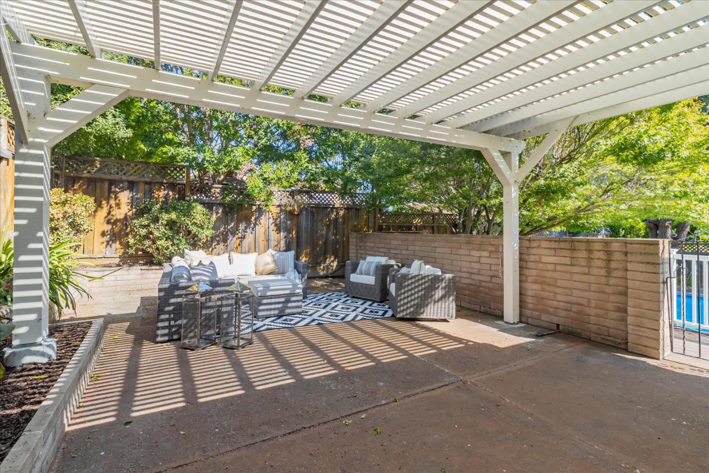 2850 Mcgarvey AVE