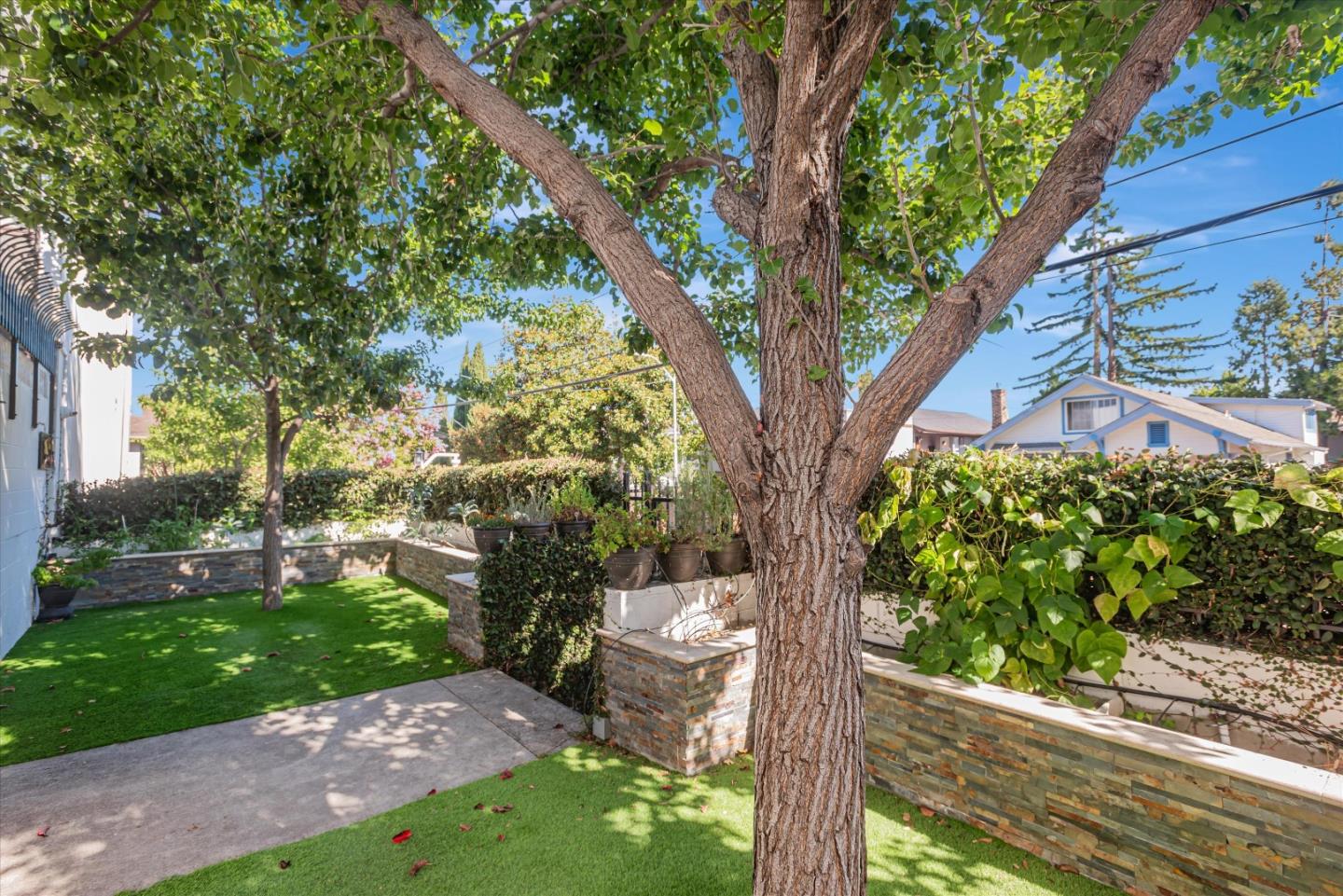 316 N El Camino Real 308