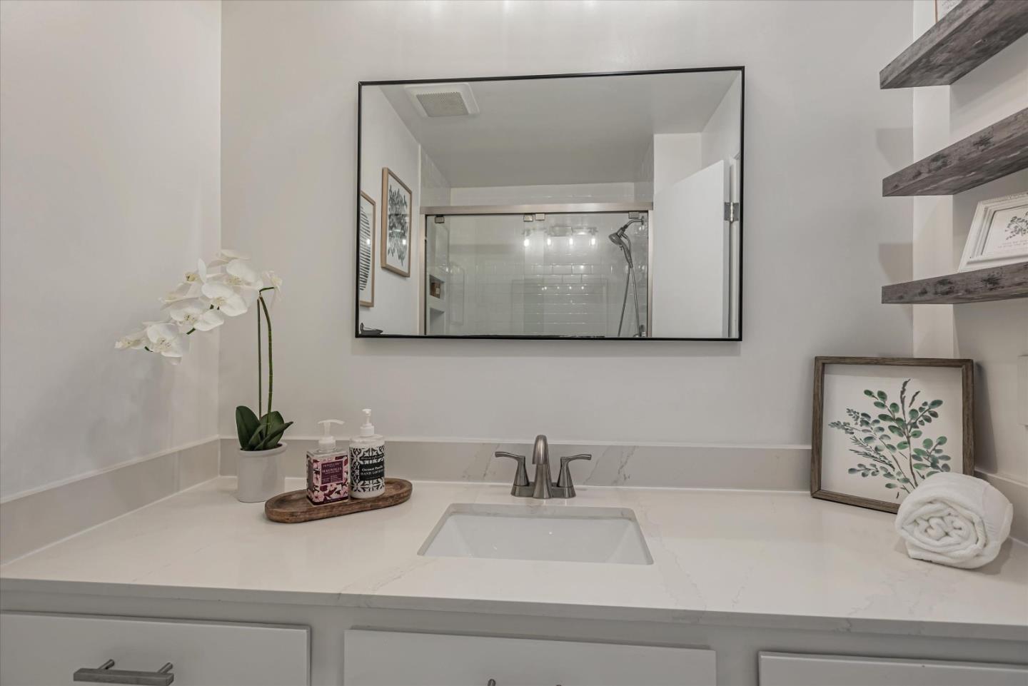 316 N El Camino Real 308