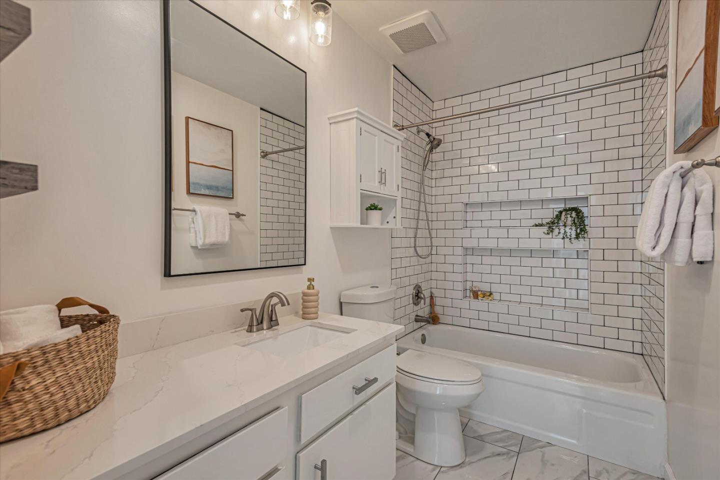 316 N El Camino Real 308