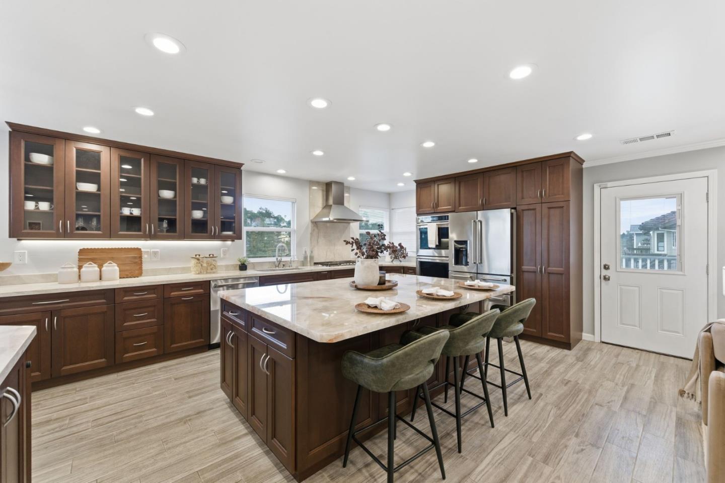 87 Exeter Avenue