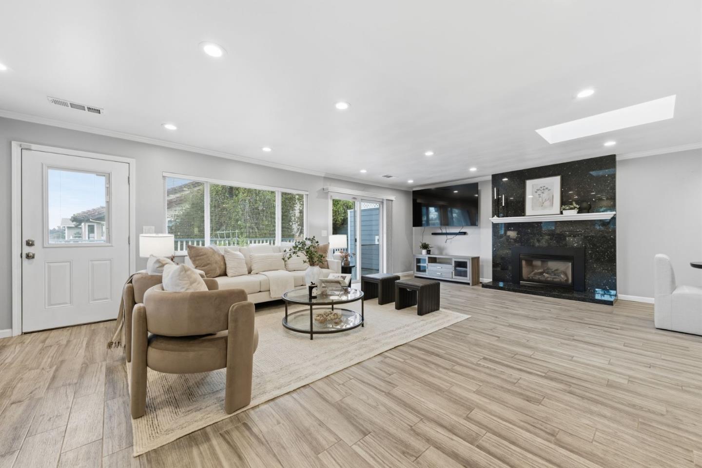 87 Exeter Avenue