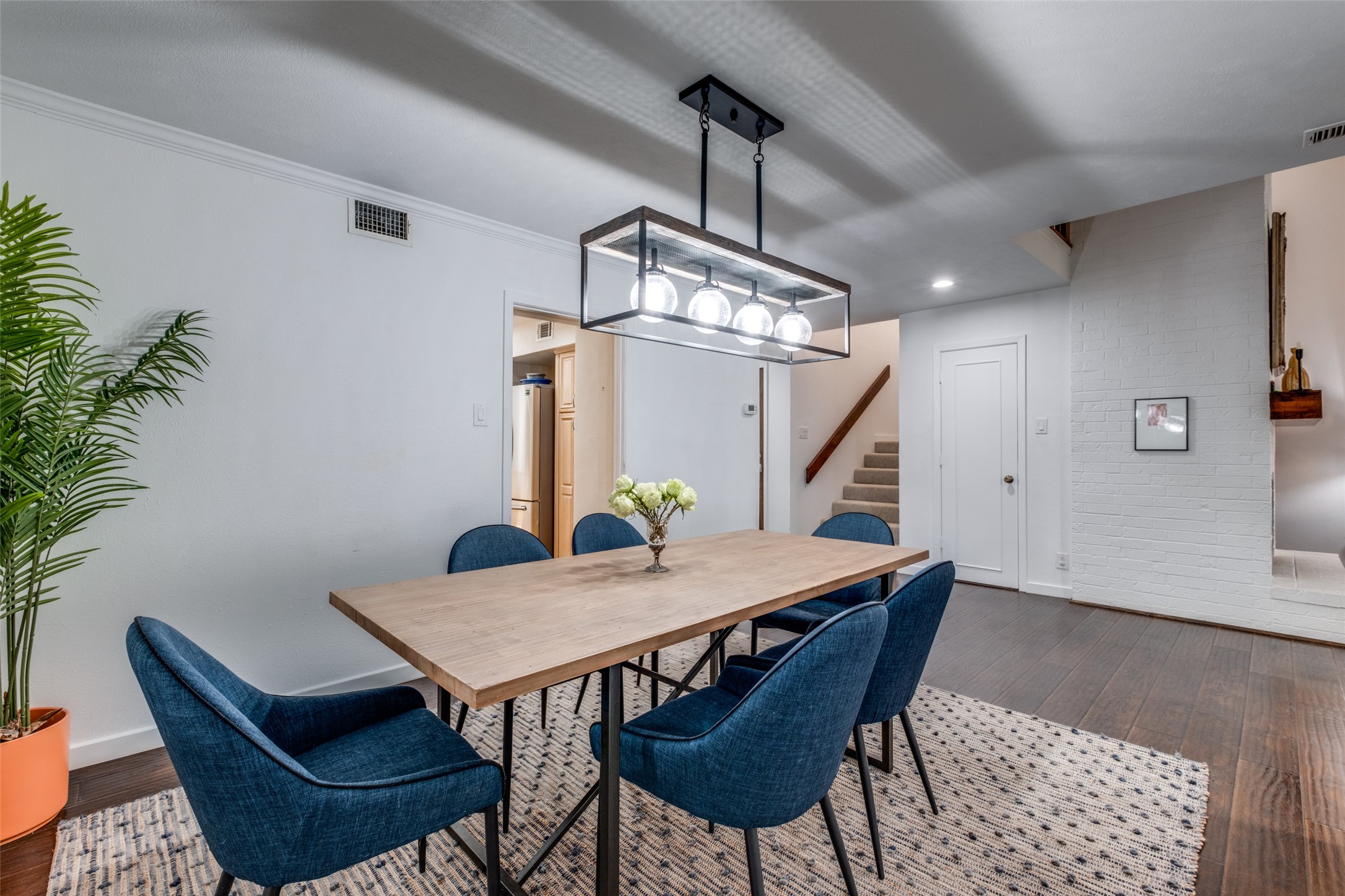 12436 Montego Plaza