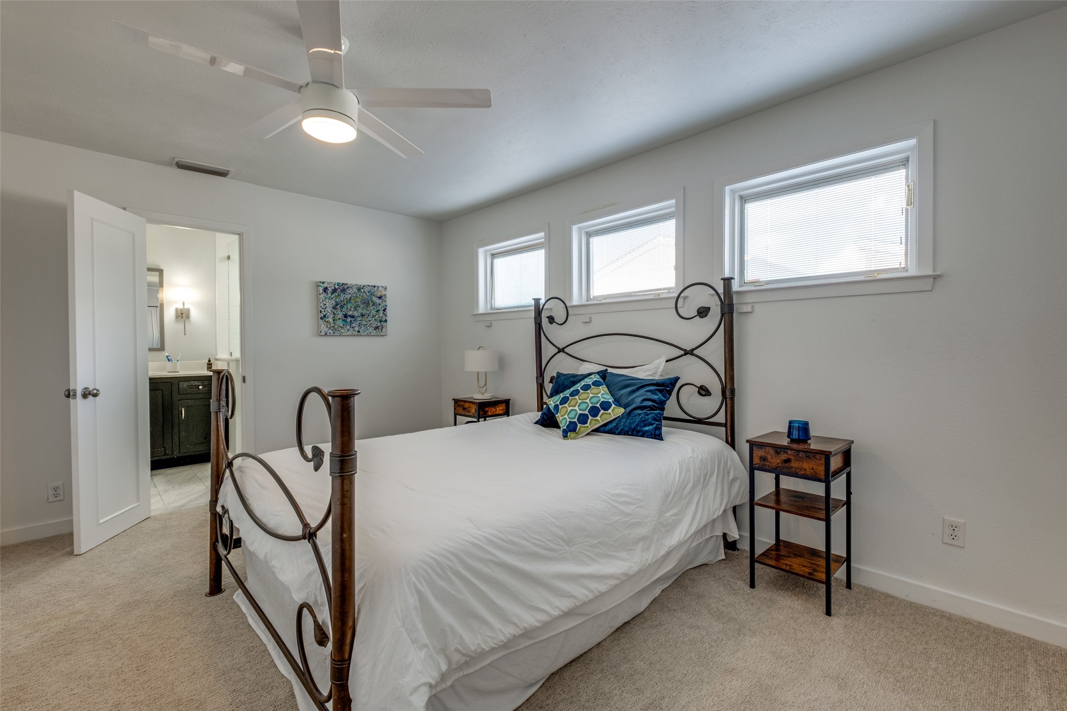 12436 Montego Plaza