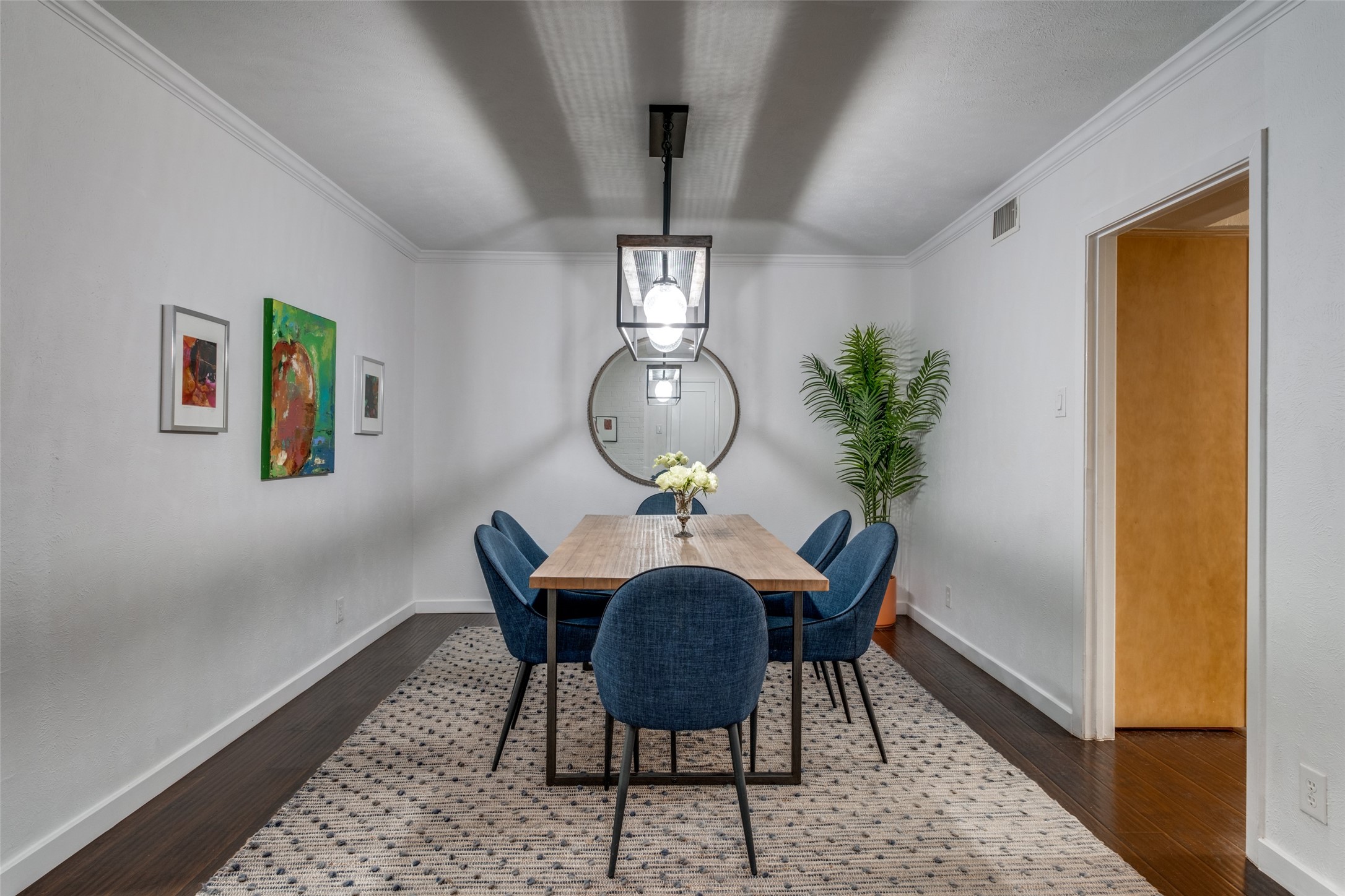 12436 Montego Plaza