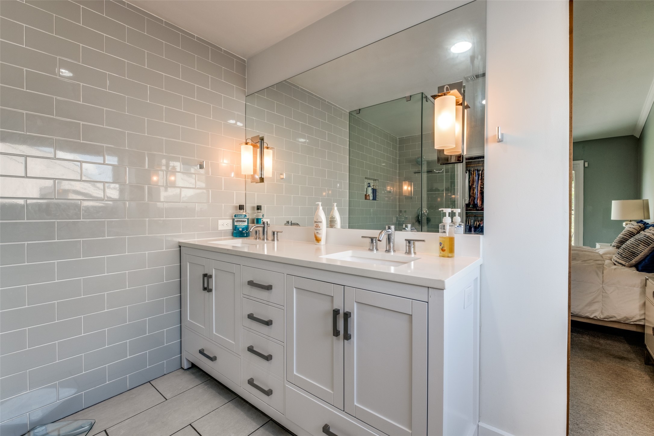 12436 Montego Plaza