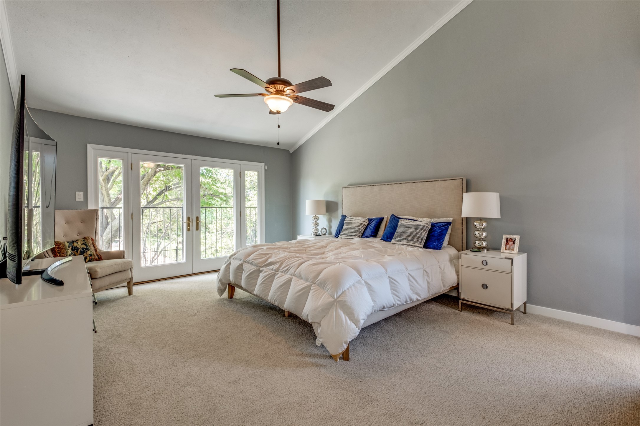 12436 Montego Plaza